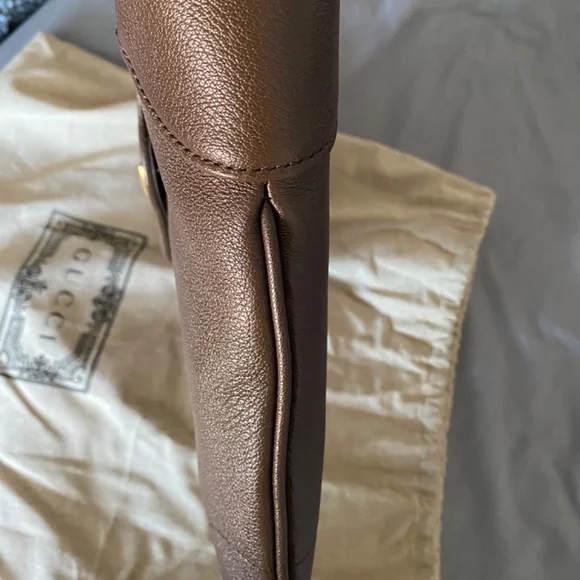 Gucci Aphrodite Medium Shoulder Bag - Picture 8 of 13